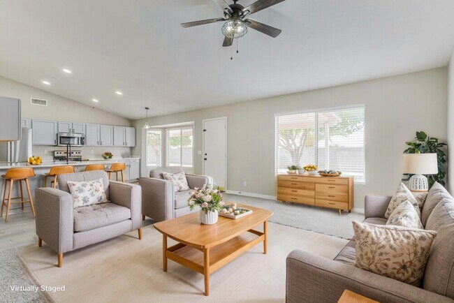 Foto del edificio - 8145 E Encanto St