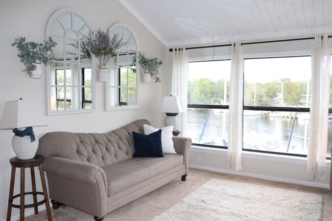 Waterfront views & Fully Furnished - 300 Yacht Club Dr