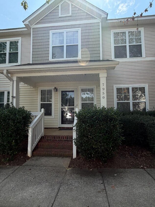 Building Photo - 7950 Camden Hollow Rd