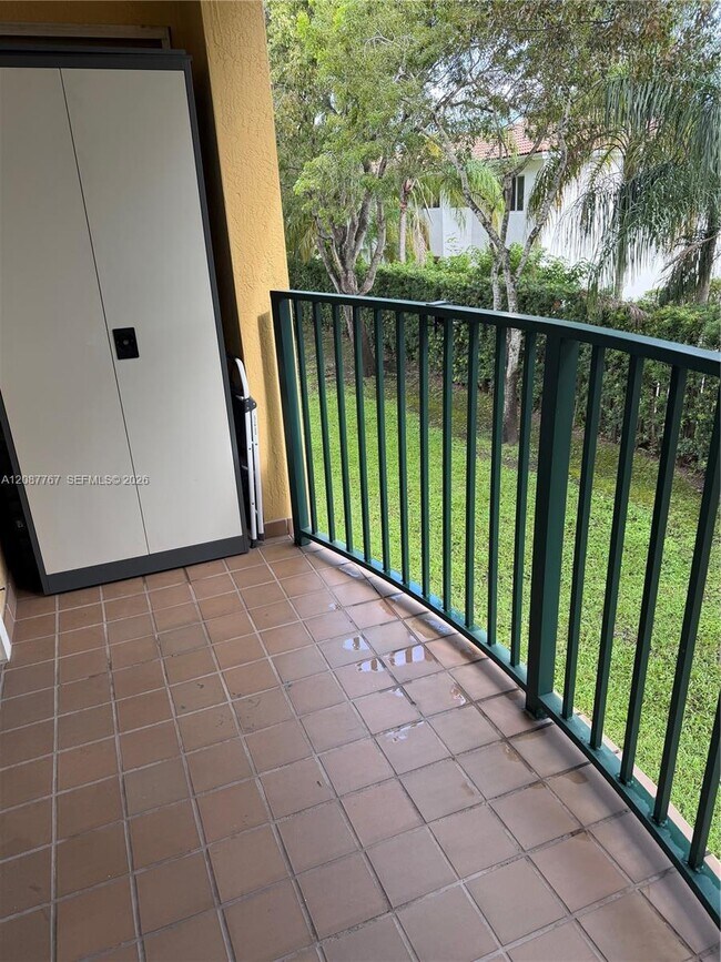 Foto del edificio - 7210 NW 114th Ave