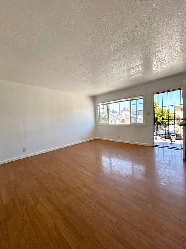 Photo - 9810 A St Apartment