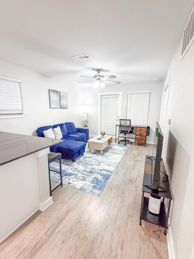 Foto del edificio - 1450 N Hwy 360