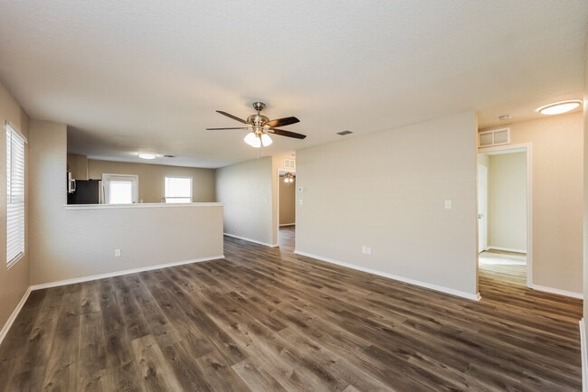 Building Photo - 10931 Bosal Trail