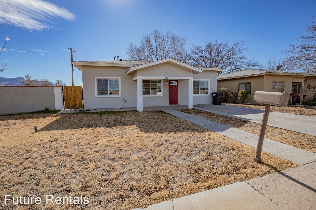 716 Indian Wells Rd, Alamogordo, NM 88310 House Rental in Alamogordo