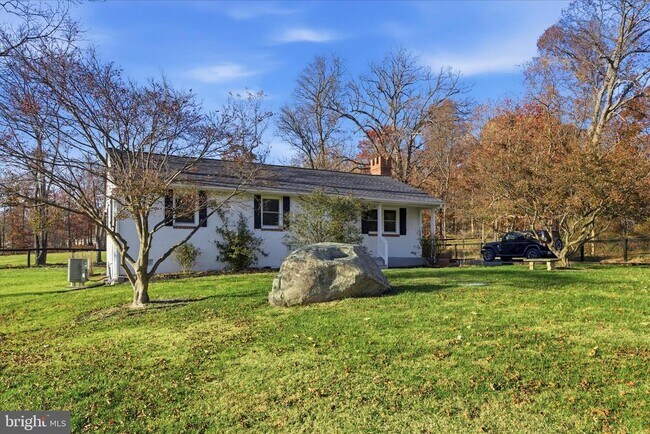 Building Photo - 18685 Haps Ln