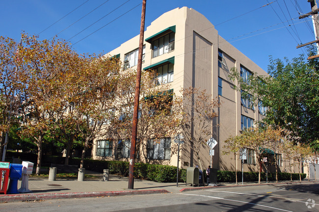 Building Photo - Wharf Plaza I & II