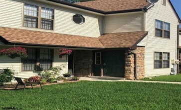 Building Photo - 3214 Juniper Ct