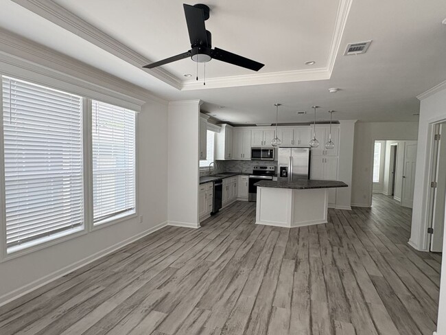 Building Photo - 1639 Voyager Dr