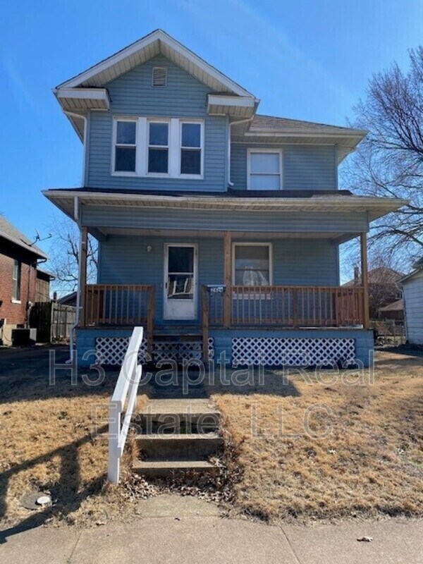 Foto principal - 2424 Benton St