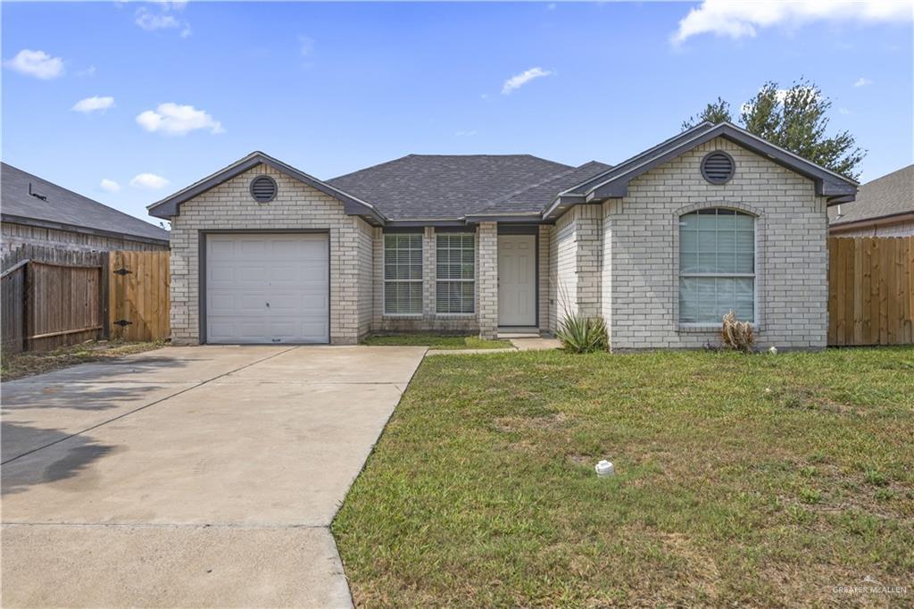 Foto principal - 4601 Thunderbird Ave