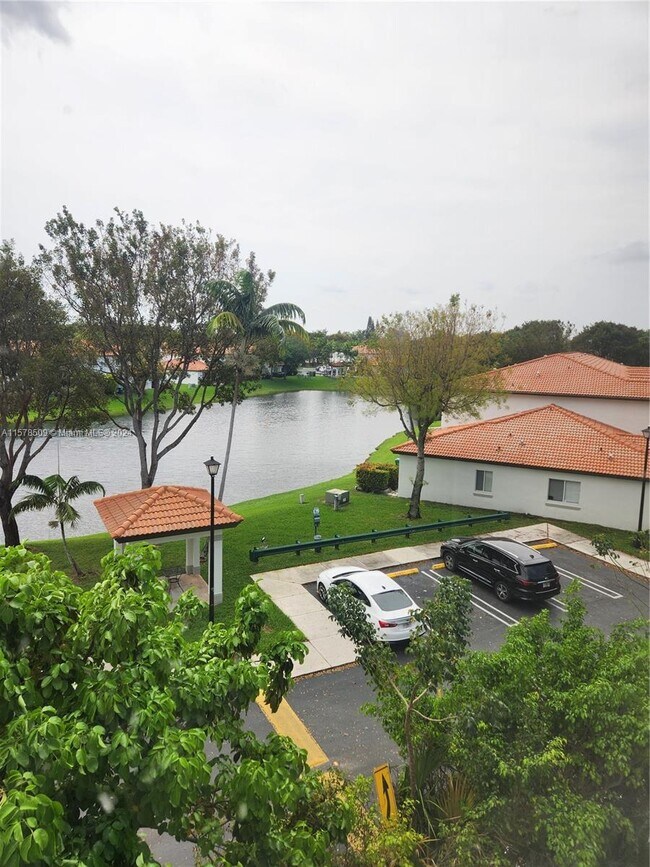 Foto del edificio - 8365 SW 152nd Ave