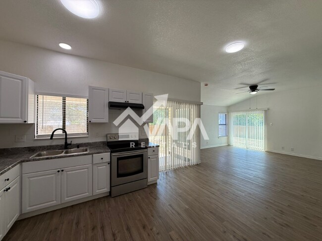 Foto del edificio - 8618 Ridge Mile Dr