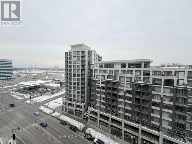 Photo du bâtiment - 8119 Birchmount Rd