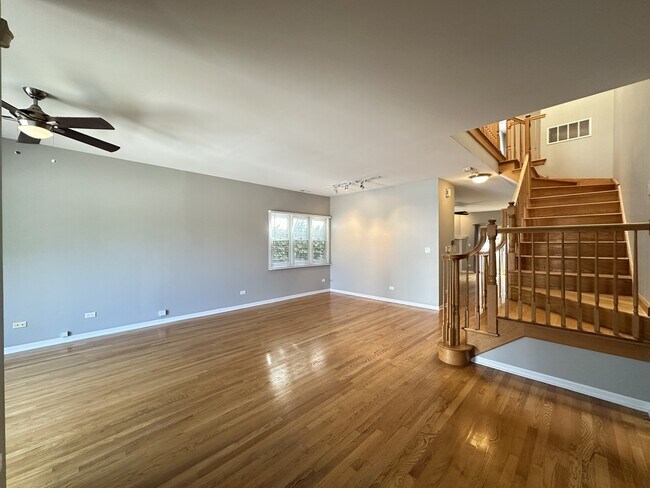 Foto del edificio - 724 N Willard Ct