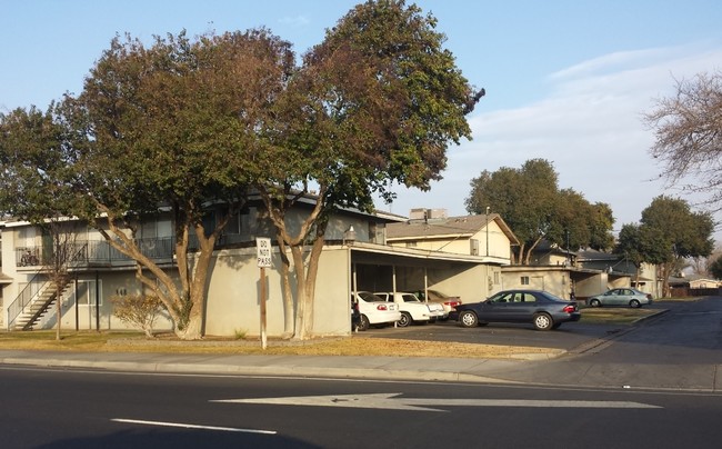 Galaxie & Cypress Gardens Apartment - Galaxie Apartments