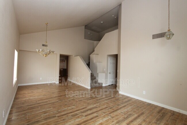 Building Photo - 5416 Leadville Ave