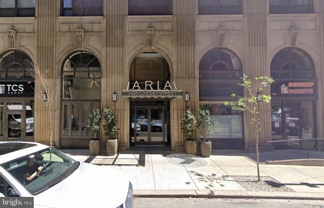 Building Photo - 1425 Locust St