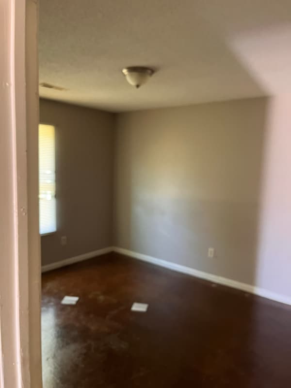 Building Photo - 514 W Ripley Ave