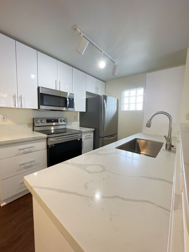 Primary Photo - Ewa By Gentry - Coronado 2 bed, 1.5 bath, ...