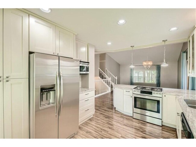 Building Photo - 10928 Rhode Island Cir N