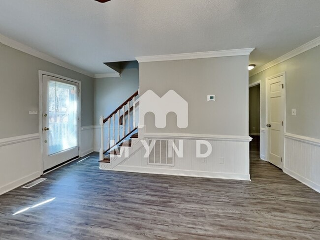 Building Photo - 6125 Krandon Dr
