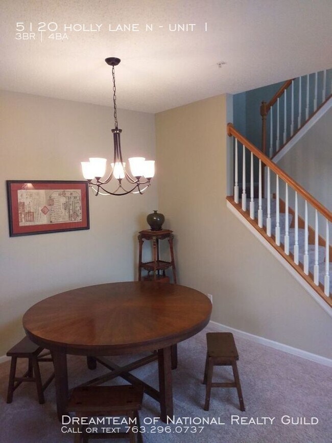 Foto del edificio - 5120 Holly Ln N