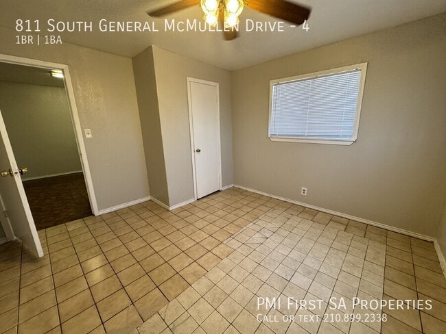 Foto del edificio - 811 S General McMullen Dr