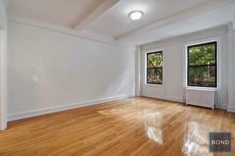 Building Photo - 315 W 102nd St