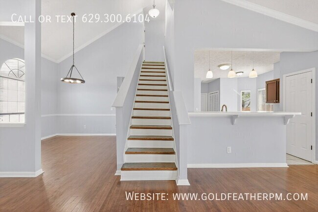 Foto del edificio - 905 Split Oak Dr