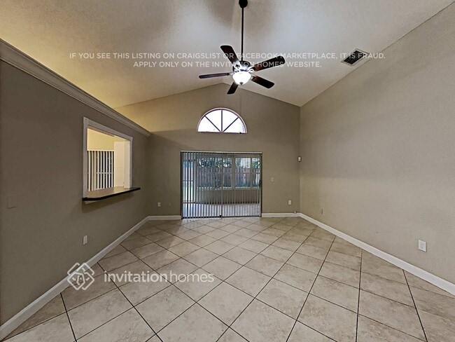 Building Photo - 12152 NW 35th Pl