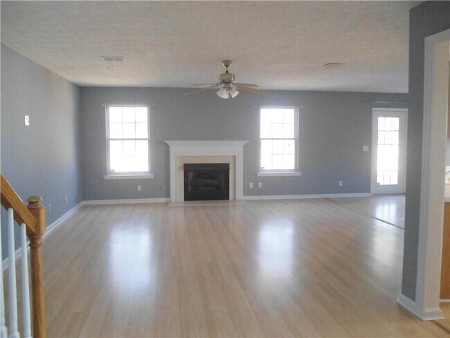 Building Photo - 208 Carrington Way