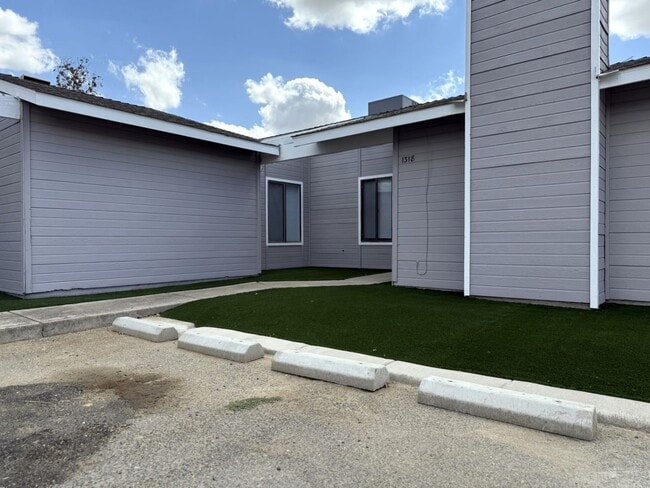 Photo - 1310Loughborough Apartment