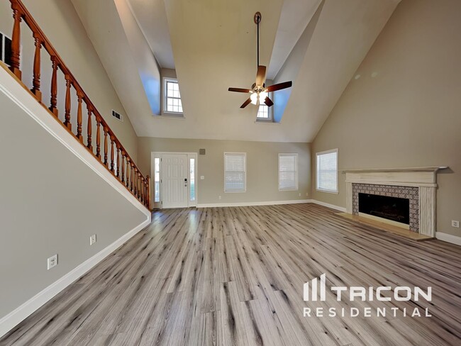 Building Photo - 1029 Matthews Way