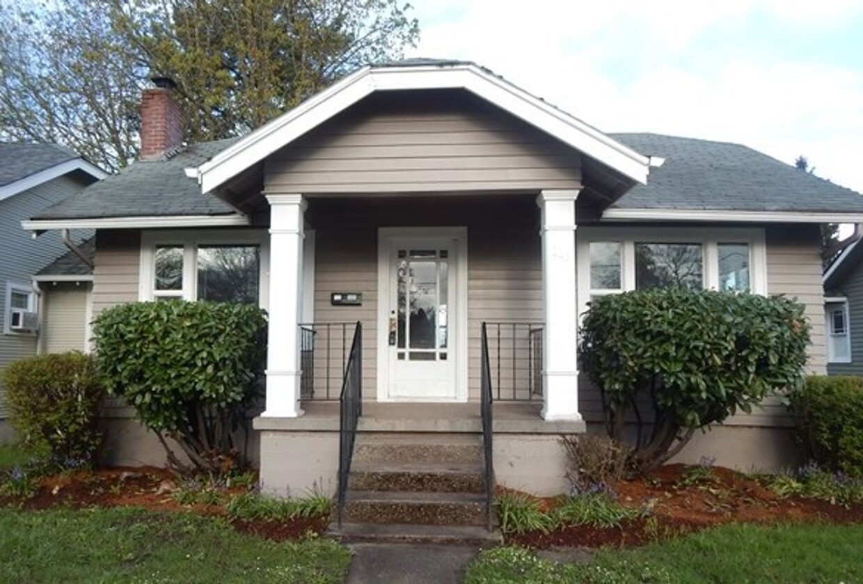 Foto principal - 2Bd/1Ba Single Story House - Available Soon!