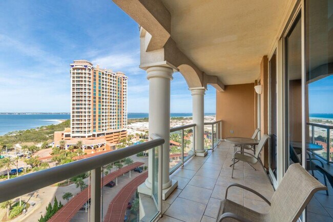 Building Photo - 1 Portofino Dr