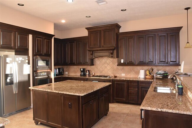 Building Photo - 6206 Bristol Path Ln