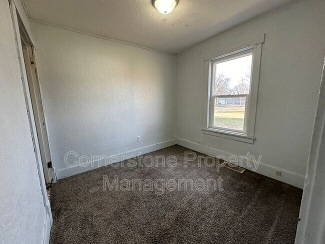 Foto del edificio - 704 14th Ave N