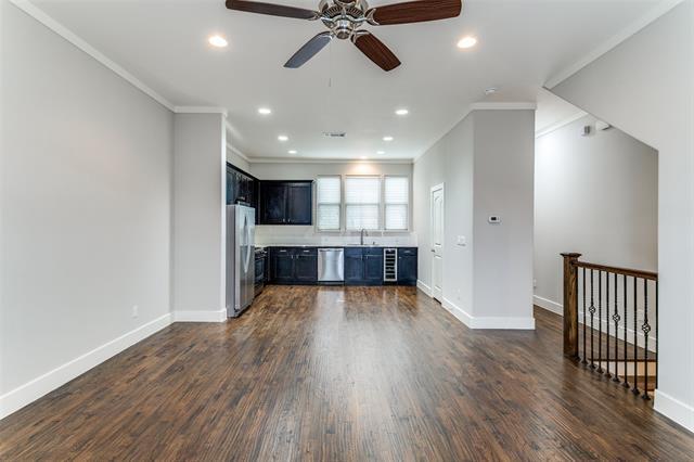 Foto del edificio - 4323 Dickason Ave