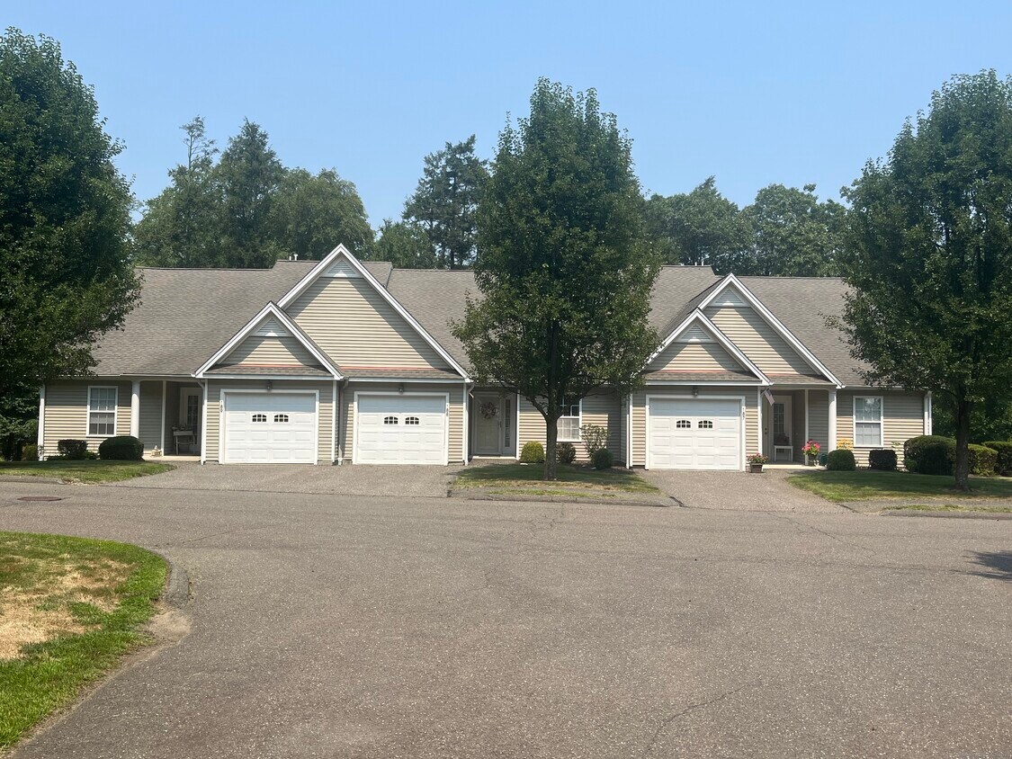 Foto principal - 185 Julia Ct