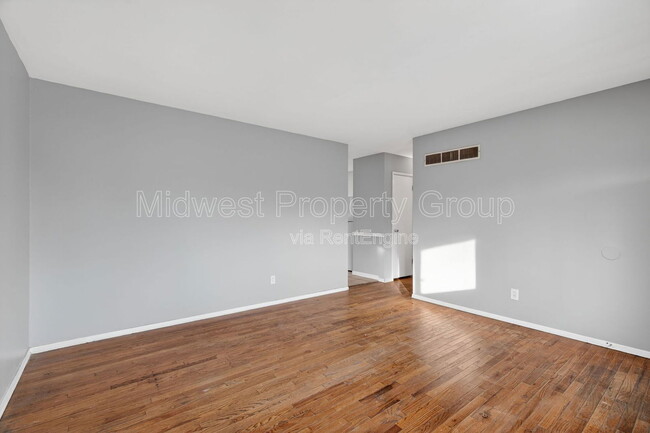 Building Photo - 1455 Redman Blvd