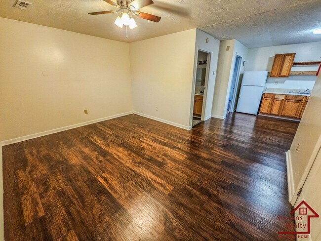 Building Photo - 289 Dogwood Pointe Dr