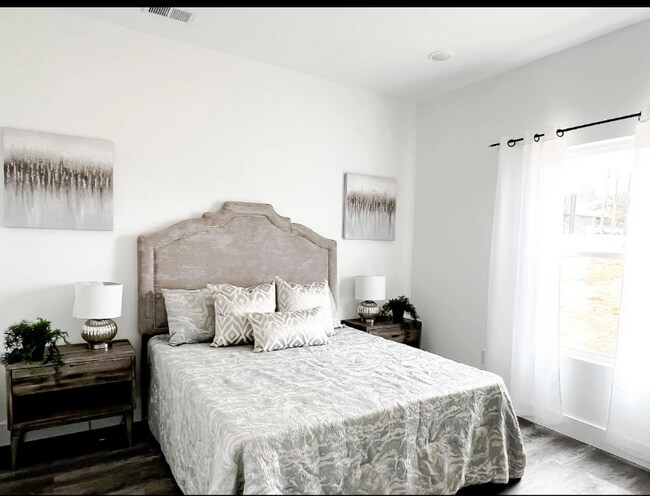 Foto del edificio - 460 New Prospect Church Rd