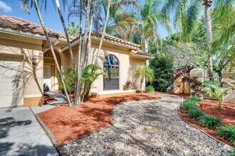Building Photo - 11675 Berry Dr