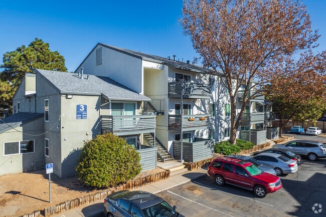 Alternate - Pinewood Estates