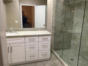 Building Photo - 3 br, 2 bath  - Optima Village Floor 1