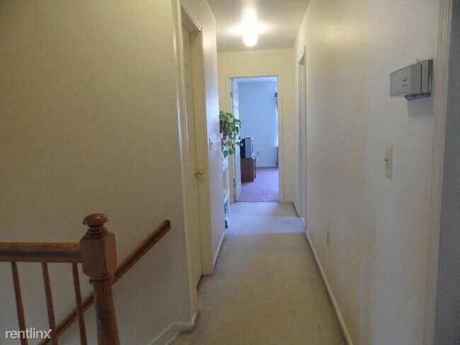 Foto del edificio - 4 br, 2.5 bath House - 9 Lewis street