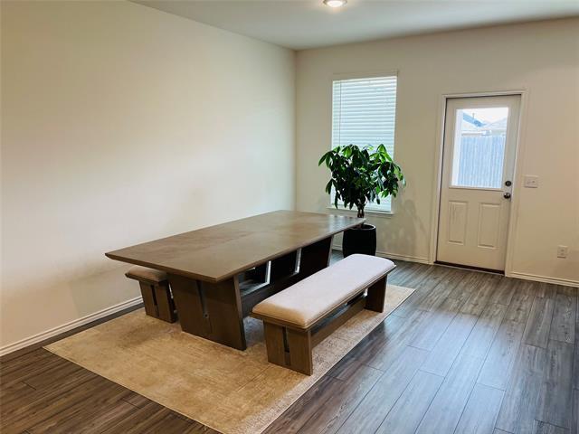 Foto del edificio - 1320 Lackley Dr