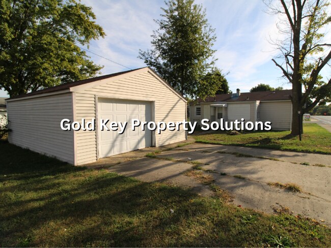 Foto del edificio - 3 BR 1 BA House with Garage Across from Pu...