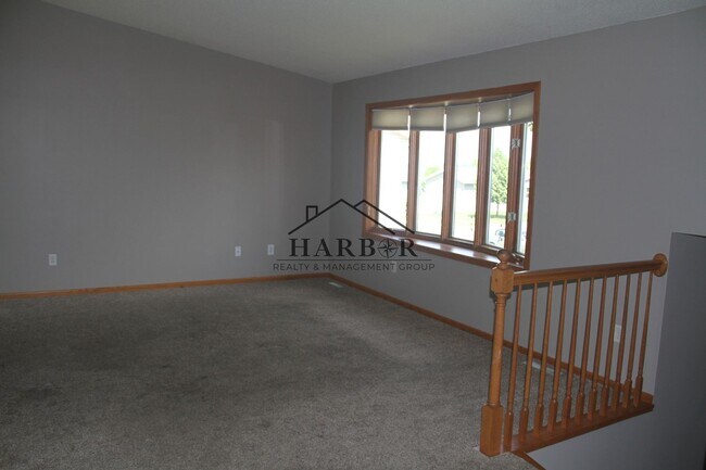 Foto del edificio - 4874 Opal Ln NW