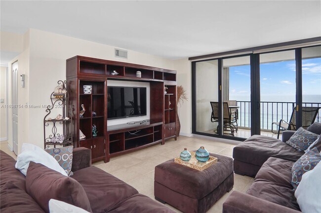 Foto del edificio - 2401 S Ocean Dr